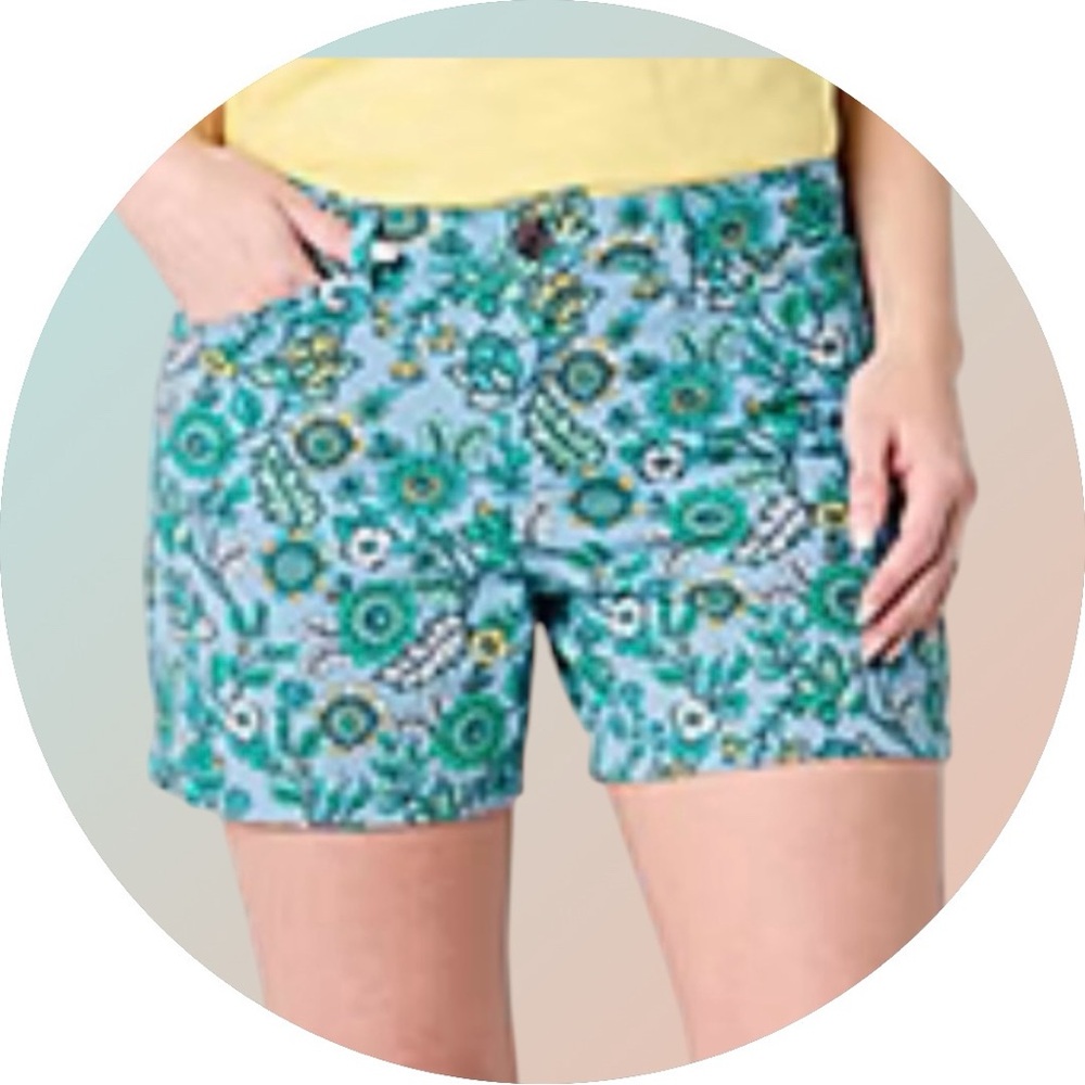 St. John's Bay Secretly Slender Women’s Mid Rise Stretch Chino Short Size 8 New